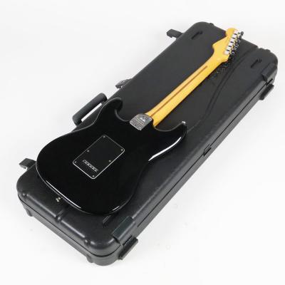 【中古】 エレキギター Fender American Professional II Stratocaster Maple Fingerboard Black Mod. 2024年製 ピックガード ボディバック