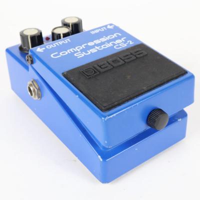 【中古】コンプレッサー エフェクター BOSS CS-2 Compression Sustainer Made in Japan ギターエフェクター 本体画像 斜め 2