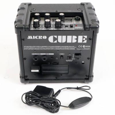 【中古】 ギターアンプ Roland ローランド MICRO CUBE BLACK コンボアンプ 背面