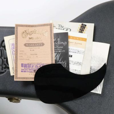 【中古】 アコースティックギター Martin D-28 Mod. 2004年製 L.R.Baggs Element Activeピックアップ搭載 ピックガード交換あり 付属品画像