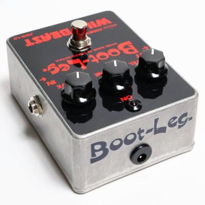 【中古】 ディストーション Boot-Leg ブートレッグ JWB-1.0 WILD BEAST ギターエフェクター 本体画像 斜め