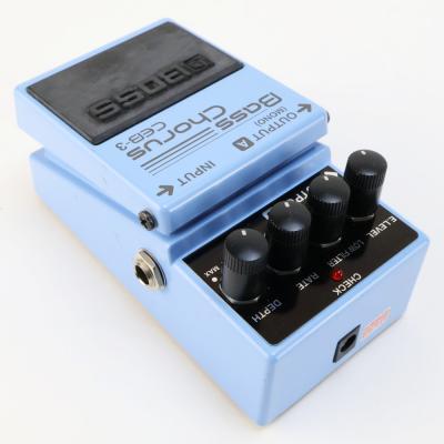 【中古】 ベースコーラス エフェクター BOSS CEB-3 Bass Chorus ベースエフェクター 本体画像 斜め