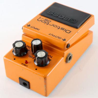 【中古】 ディストーション エフェクター BOSS DS-1 Distortion 1980年製 Made in Japan Silver Screw 銀ネジ ギターエフェクター 左サイド
