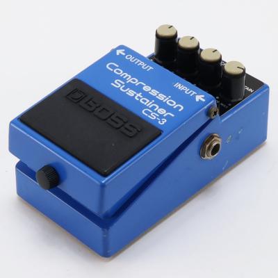 【中古】 コンプレッサー エフェクター BOSS CS-3 Compression Sustainer Made in Japan ギターエフェクター 本体画像 斜め