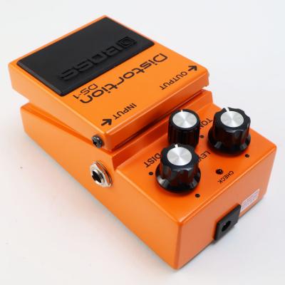 【中古】ディストーション エフェクター BOSS DS-1 Distortion ギターエフェクター 本体画像 斜め 2