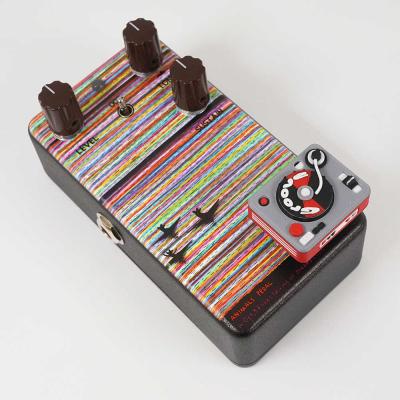 Mr.MojoFx ミスターモジョエフエックス Turntable Topper フットスイッチハット フットスイッチカバー 1個入 使用例画像