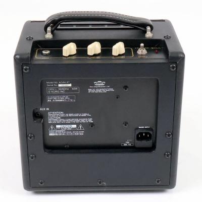 【中古】 アコースティックギターアンプ VOX AGA4-AT 裏面