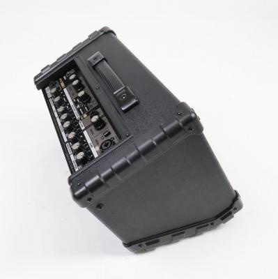 【中古】 ギターアンプ ローランド ROLAND CUBE Street BK 乾電池駆動パフォーマンス用ステレオアンプ ギターアンプ 詳細画像