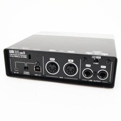 【中古】 オーディオインターフェイス Steinberg UR22mkII スタインバーグ USBオーディオインターフェース UR22 mk2 本体画像 斜め