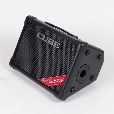 【中古】 ギターアンプ ローランド ROLAND CUBE Street EX BK ステレオ ポータブルアンプ マイクスピーカー 全体