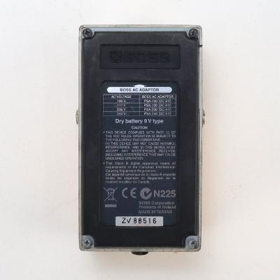 【中古】 オーバードライブ エフェクター BOSS DN-2 Dyna Drive ギターエフェクター 裏面