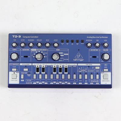【中古】 BEHRINGER TD-3-BU アナログ ベースライン シンセサイザー 正面
