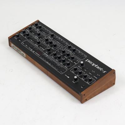 【中古】 シンセサイザーモジュール SEQUENTIAL Prophet-5 Module 全体