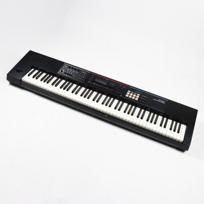 【中古】 ROLAND ローランド JUNO-DS88 シンセサイザー 本体画像 斜め 2