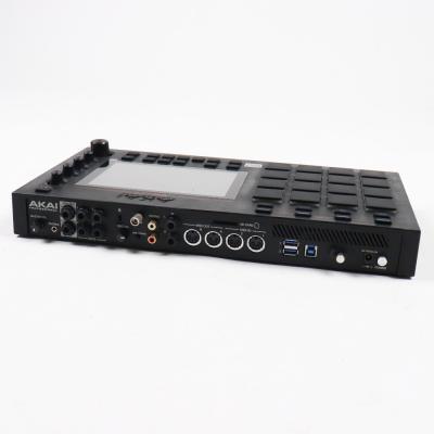 【中古】 サンプラー AKAI MPC LIVE プラグインアウト