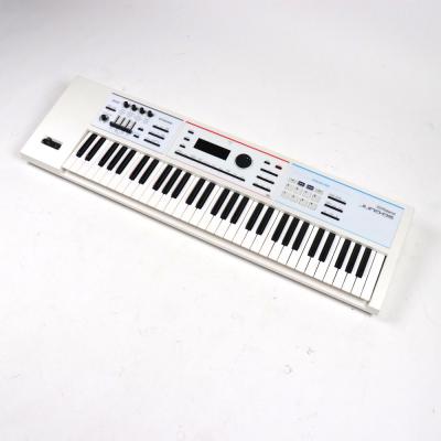 【中古】 シンセサイザー ROLAND JUNO-DS61 W 斜めアングル画像