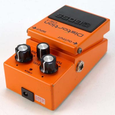 【中古】ディストーション エフェクター BOSS DS-1 Distortion ギターエフェクター リア斜めアングル画像