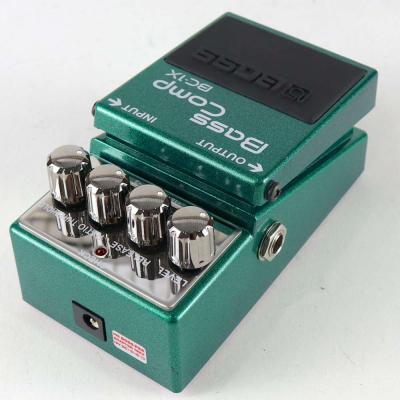 【中古】 BOSS BC-1X Bass Comp ベース用コンプレッサー リア斜めアングル画像