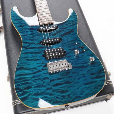 【中古】 エレキギター Suhr Standard Trem Quilt Maple Top Trans Blue 2005年製 3.42kg サー スタンダード トレモロ キルテッドメイプルトップ トランスブルー Standard-T ボディ画像