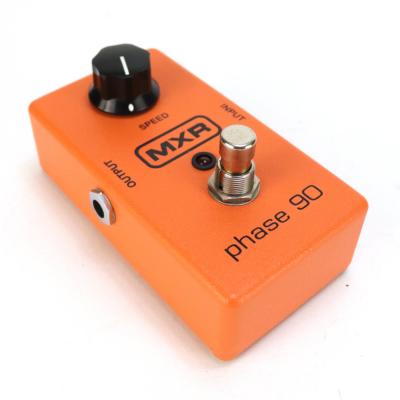 【中古】 フェイザー MXR M-101 PHASE90 ギターエフェクター PHASE 90 フェイズ90 斜めアングル画像