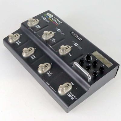 【中古】 マルチエフェクター ライン6 LINE6 M9 STOMPBOX MODELER 斜めアングル画像