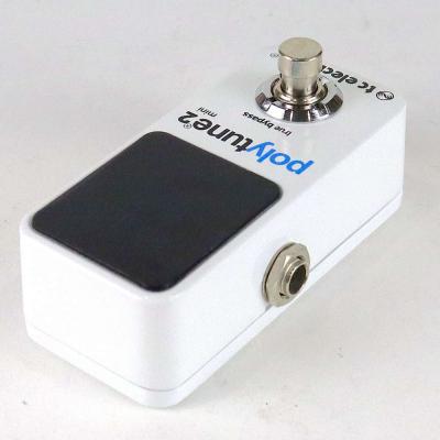 【中古】 チューナー tc electronic PolyTune 2 mini バッファー内蔵 ペダルチューナー tcエレクトロニック リア斜めアングル画像