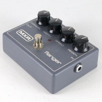 【中古】 MXR M-117R FLANGER フランジャー ギターエフェクター 全体