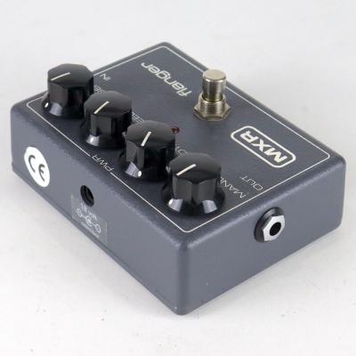 【中古】 MXR M-117R FLANGER フランジャー ギターエフェクター 全体