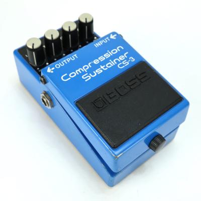 【中古】コンプレッサー エフェクター BOSS CS-3 Compression Sustainer ギターエフェクター 斜めアングル画像