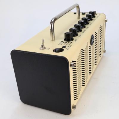 【中古】ヤマハ YAMAHA THR5 コンパクトギターアンプ 小型アンプ 本体画像 斜め