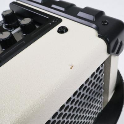 【中古】 ギターアンプ Roland ローランド MICRO CUBE WHITE コンボアンプ 詳細画像