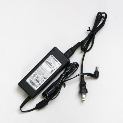 【中古】 コンパクトギターアンプ YAMAHA THR10 小型アンプ 付属品