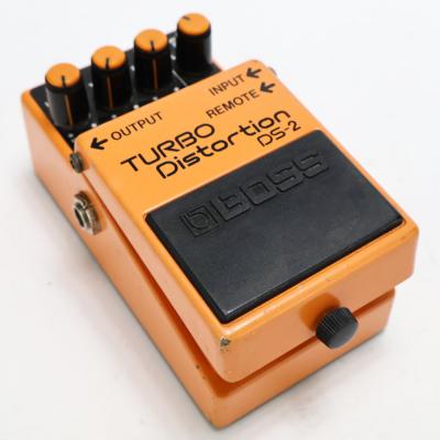 【中古】 ターボディストーション エフェクター BOSS DS-2 Turbo Distortion Made in Japan 日本製 ギターエフェクター 本体画像 斜め 2