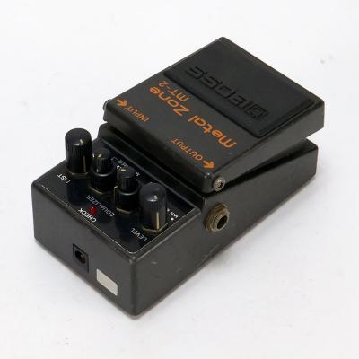 【中古】メタルゾーン エフェクター BOSS MT-2 Metal Zone ボス ギターエフェクター 全体