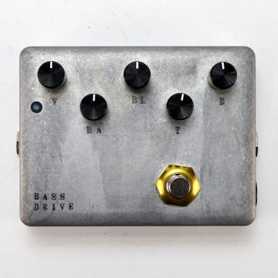 【中古】 ベース用オーバードライブ kgrharmony BASS DRIVE 正面