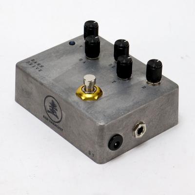 【中古】 ベース用オーバードライブ kgrharmony BASS DRIVE 全体