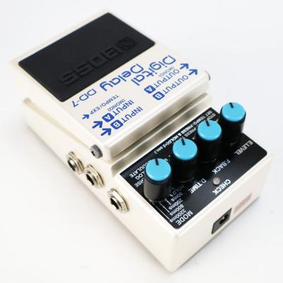 【中古】ディレイ エフェクター BOSS DD-7 Digital Delay ギターエフェクター デジタルディレイ 本体画像 斜め 2