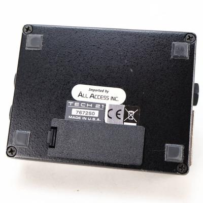 【中古】サンズアンプ ベースドライバーDI TECH21 SansAmp BASS DRIVER DI 旧仕様 ベース用DI プリアンプ 本体画像 裏