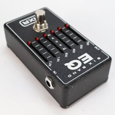 【中古】 イコライザー MXR M-109 SIX BAND GRAPHIC EQ 本体画像 斜め 2