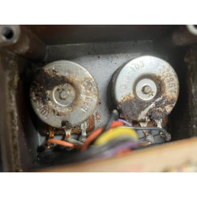 【中古】コンプレッサー エフェクター MXR DYNA COMP Block Logo 1980年製 ダイナコンプ ギターエフェクター 内部