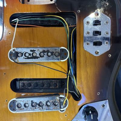 【中古】 エレキギター Fender Japan JG66-85 3TS Jaguar 1997年-2000年 フェンダージャパン ジャガー アルダーボディー キャビティー