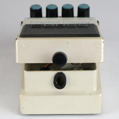 【中古】 デジタルディレイ エフェクター BOSS DD-3 Digtal Delay ギターエフェクター ディレイ 電池ボックス