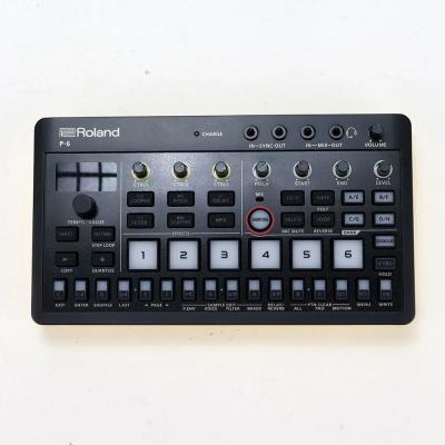 【中古】 サンプラー ローランド ROLAND P-6 CREATIVE SAMPLER AIRA COMPACT アイラコンパクト クリエイティブサンプラー P6 正面