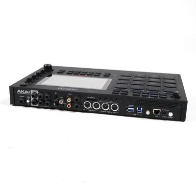【中古】アカイ AKAI MPC LIVE II サンプラー モニタースピーカー内蔵スタンドアローンMPC リア画像