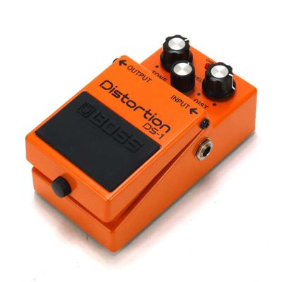 【中古】ディストーション エフェクター BOSS DS-1 Distortion ギターエフェクター 斜めアングル画像