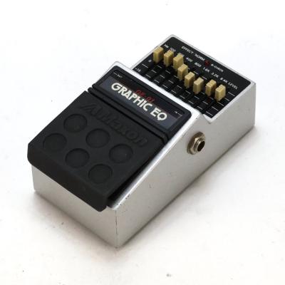 【中古】 グラフィックイコライザー マクソン MAXON GE-01 GRAPHIC EQ エフェクター 斜めアングル画像