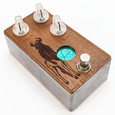 【中古】 オーバードライブ ANASOUNDS アナサウンズ SAVAGE ギターエフェクター 本体画像 斜め