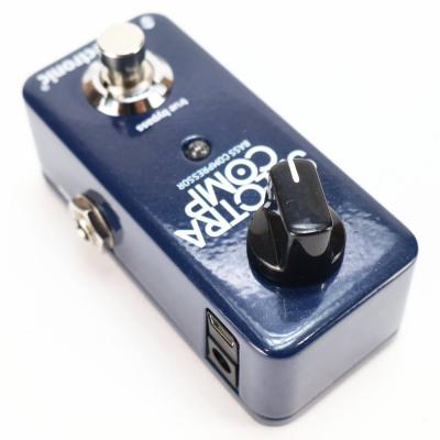 【中古】 tc electronic SPECTRACOMP BASS COMPRESSOR コンプレッサー ベースエフェクター 本体画像 斜め