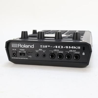 【中古】 サンプラー ローランド ROLAND SP-404 MK II サンプラー 背面