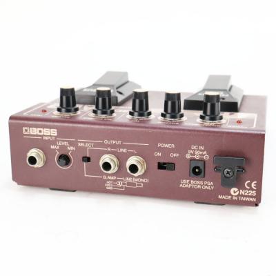 【中古】アコースティックプロセッサー BOSS AD-3 ACOUSTIC INSTRUMENT PROCESSOR ボス ギターエフェクター 本体画像 斜め